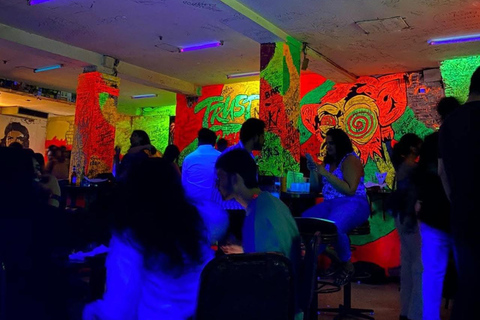 Mumbai Night Tour: Colaba, CSMT, Marine Drive & Night Club