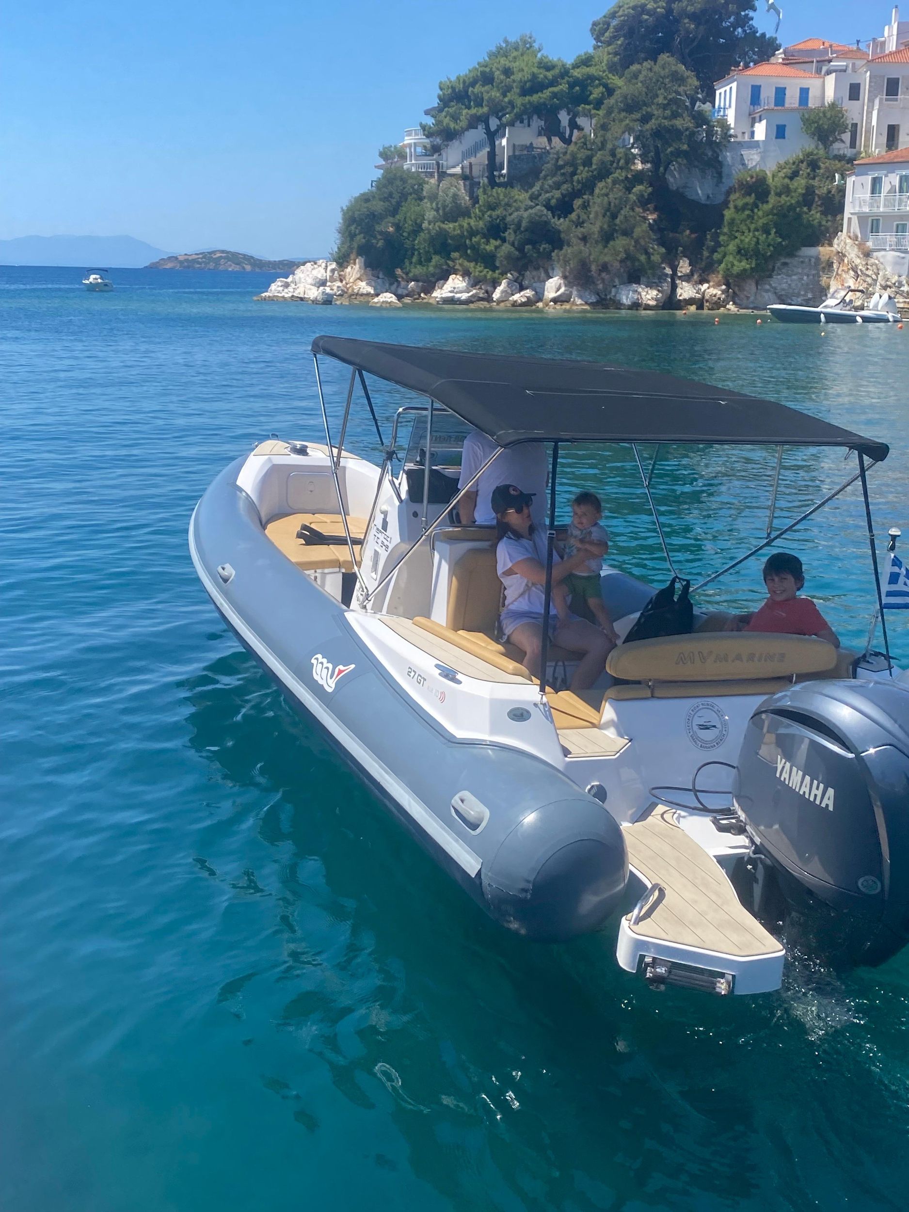 PRIVATE TOUR MIT SCHLAUCHBOOT UND GUIDE AUF SKIATHOS