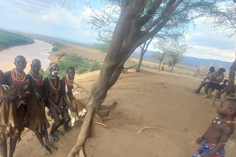 Etiopia Najlepsze 16-dniowe wycieczki, trekking w góry, wulkan, plemiona16 dni góry Simien, depresja Danakil, plemię Omo Vallely