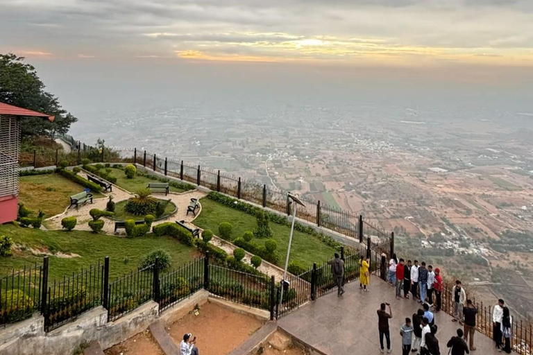 班加罗尔出发南迪山日出之旅（含早餐）班加罗尔出发的南迪山日出之旅（含早餐）