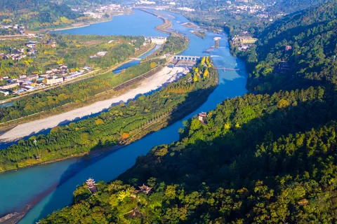 Dujiangyan: Excursión de un día al Sistema de Riego y la Montaña Qingcheng