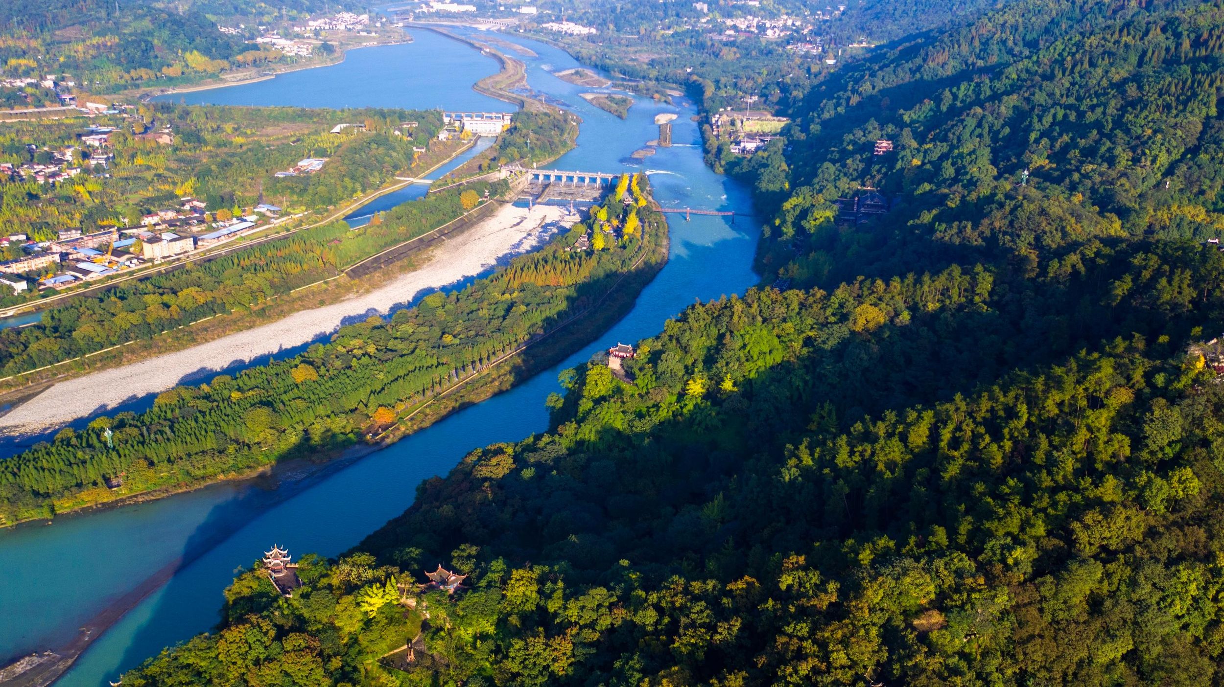 Dujiangyan-Bewässerungssystem & Berg Qingcheng (Kleingruppe)