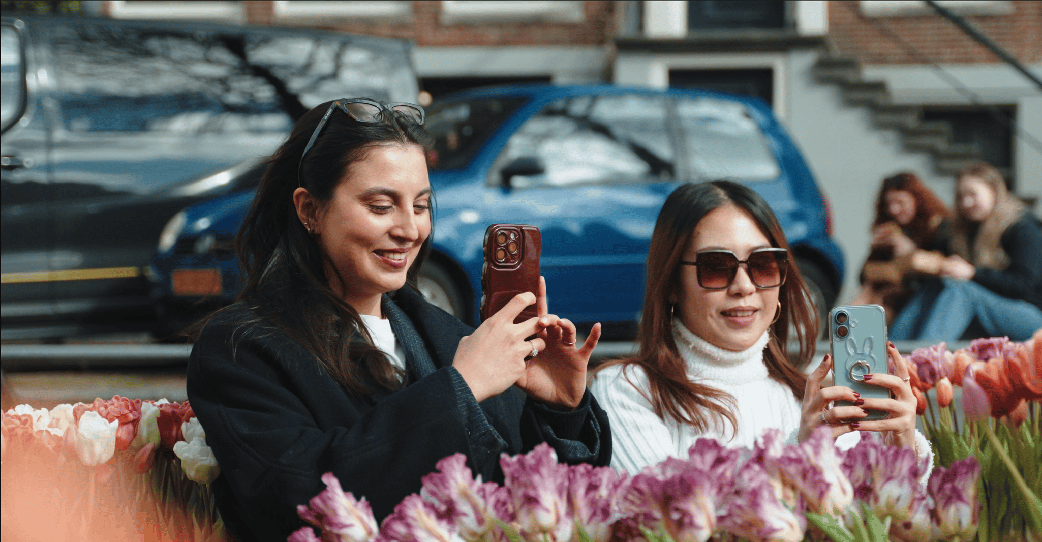 Amsterdam: Premium Tulip Boat Canal Tour photo 9