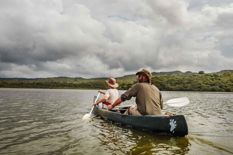 1 dag vandring och kanotpaddling vid sjön Duluti