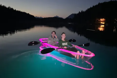 Whitefish, Montana: Illuminated Sunset Guided Kayak Tour