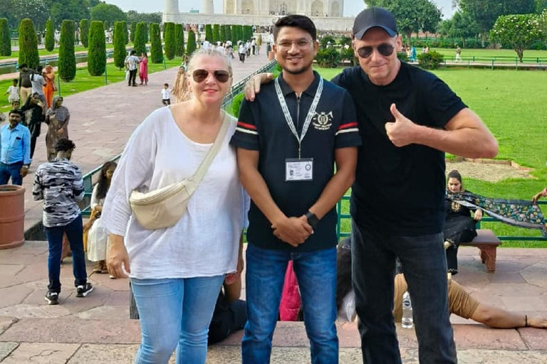 Agra: Taj Mahal, Agra Fort & Baby Taj Private Tour by TukTuk Only Expert Tour Guide