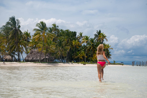 Panama City: Remote San blas Islands: Misdub, Yani and Pool