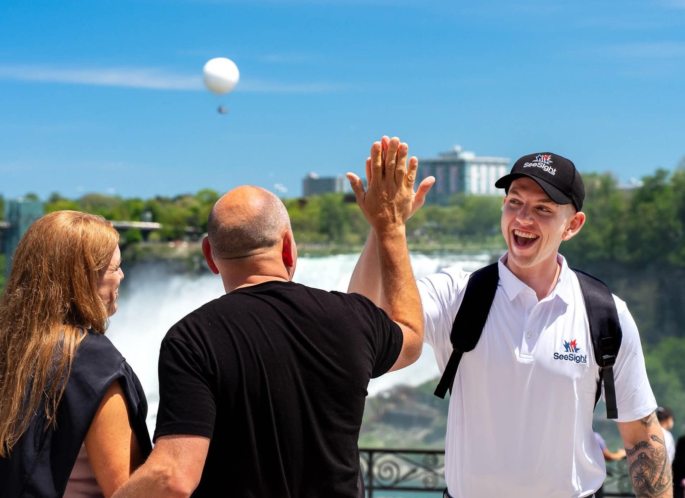 Niagara Falls-tur: Skylon, tur bag vandfaldene og bådtur