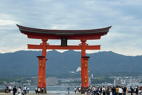 Hiroshima: Explore Miyajima Tour particular personalizado com localcom/MASA: Miyajima 5h