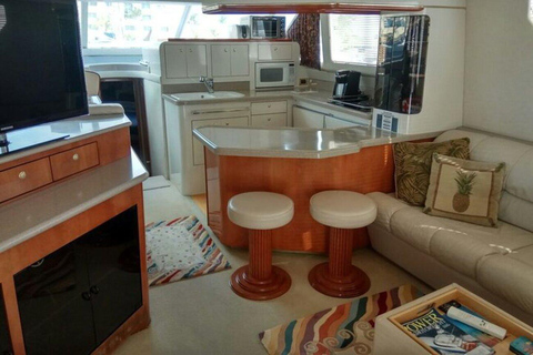 Playa Mujeres : Location de yacht privé - 4 heures SR55H4