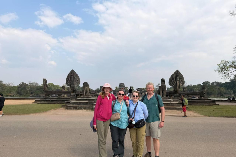 2-Day Phnom Penh to Siem Reap Tour with Angkor Wat Sunrise