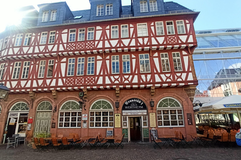 在法兰克福与当地导游一起徒步旅行在法兰克福与当地人一起进行西班牙语导览