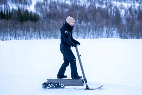 Tromsö: Norrskensjakt och åktur med elektrisk snöskoter