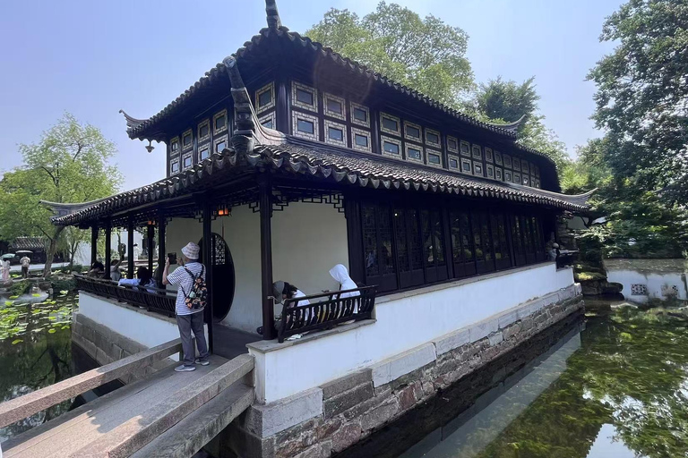 Suzhou & Tongli Water Town One Day Escape from Shanghai