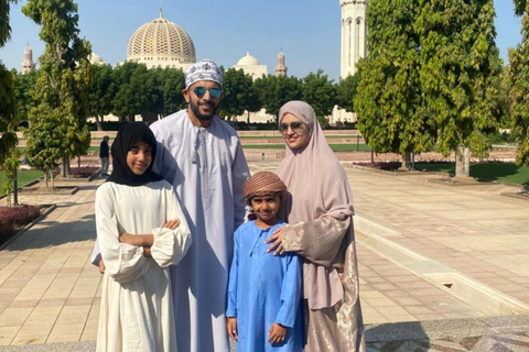 Muscat 3-Hour City Tour: Visit Mosque, Opera & Mutrah Souq