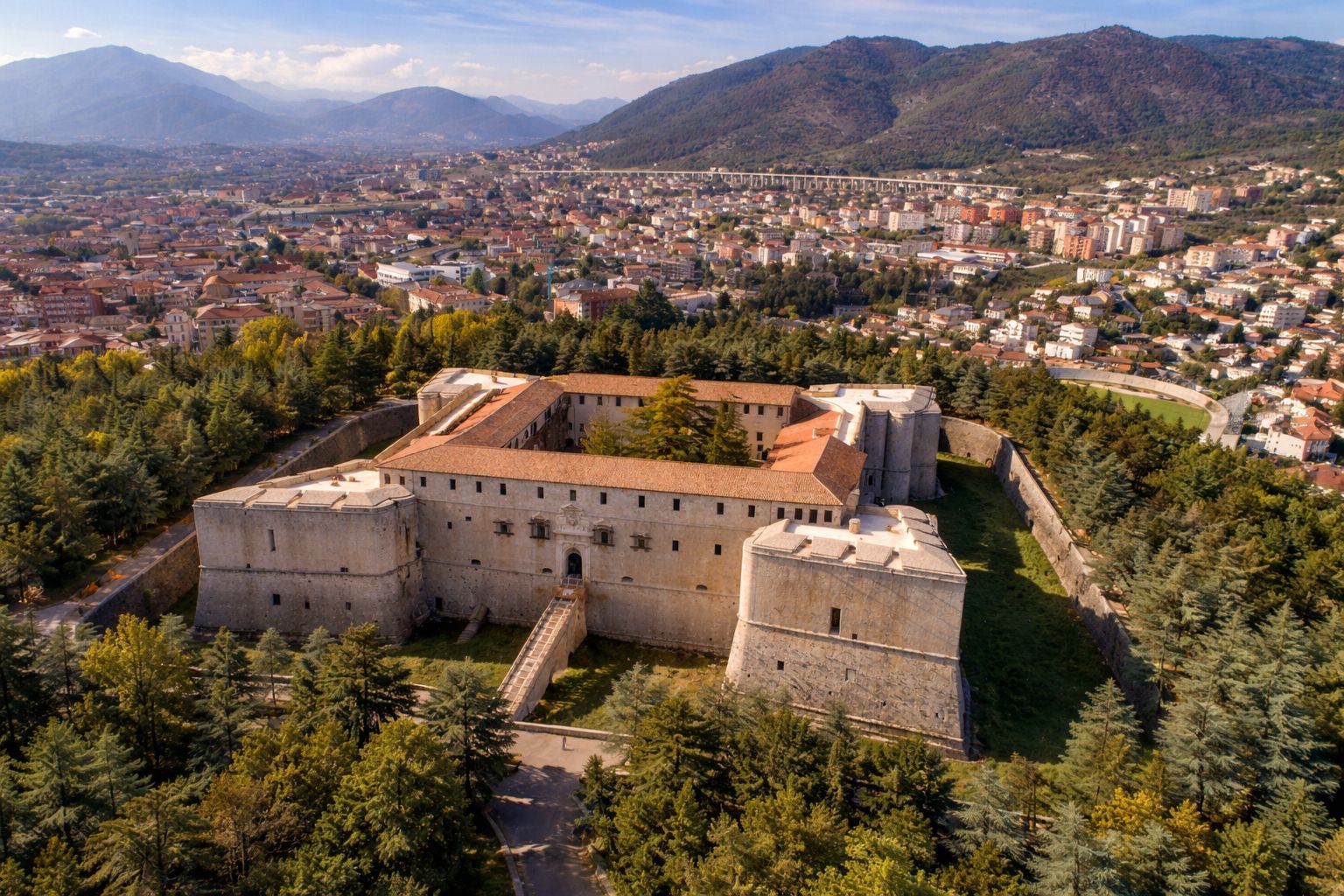 Tour L’Aquila Storica – II