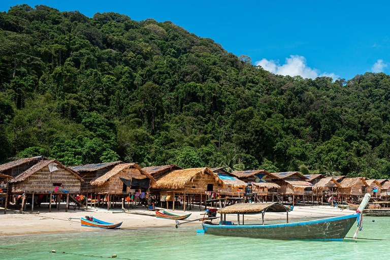 Khao Lak: Tour di snorkeling delle isole Surin con il villaggio Moken