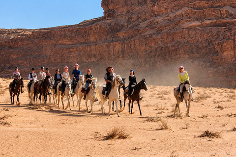 Horseback Riding, Bedouin Dinner & Party I Wadi Rum 4 Hours