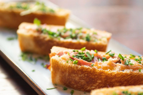 Paris: 2-Hour Express Food Tour with 4 Tastings & Fine Wine