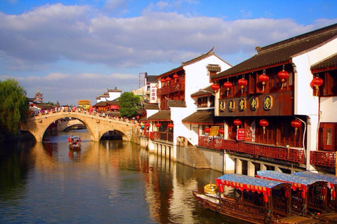 Tour privato di mezza giornata all&#039;antica città d&#039;acqua di Qibao