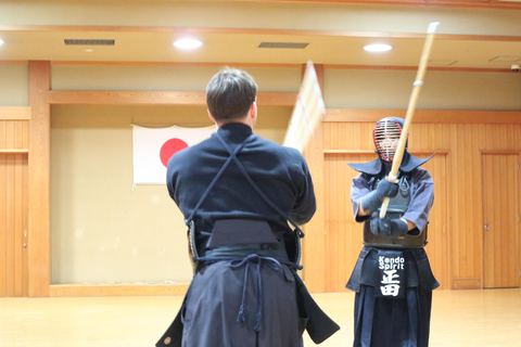 Tokio: Doświadczenie samuraja | Lekcja kendo i darmowe zdjęciaTokio: Naucz się Kendo i zostań samurajem! + Darmowe zdjęcia