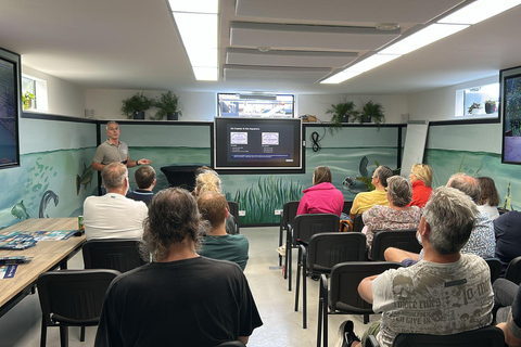 Rotterdam: Floating Innovations Tour with Drink