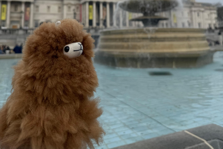 London: Private Tour of Stonehenge, Windsor Castle, and Bath Luxury Car