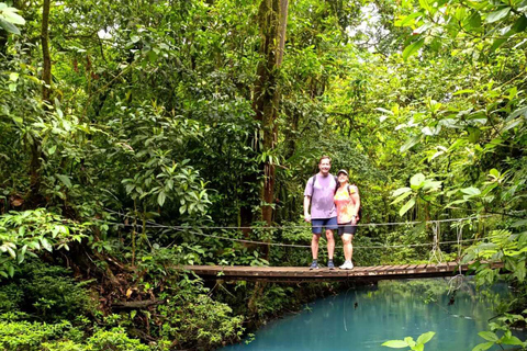 La Fortuna: Rio Celeste Waterfall and National Park Tour