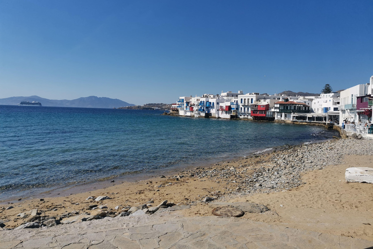 Mykonos: Town Highlights Walking Tour with Greek Bites