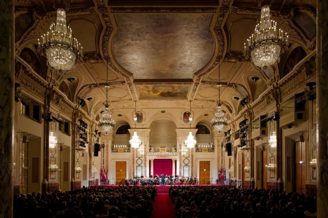 Visit Vienna Strauss and Mozart Concert at Hofburg Palace in Viena