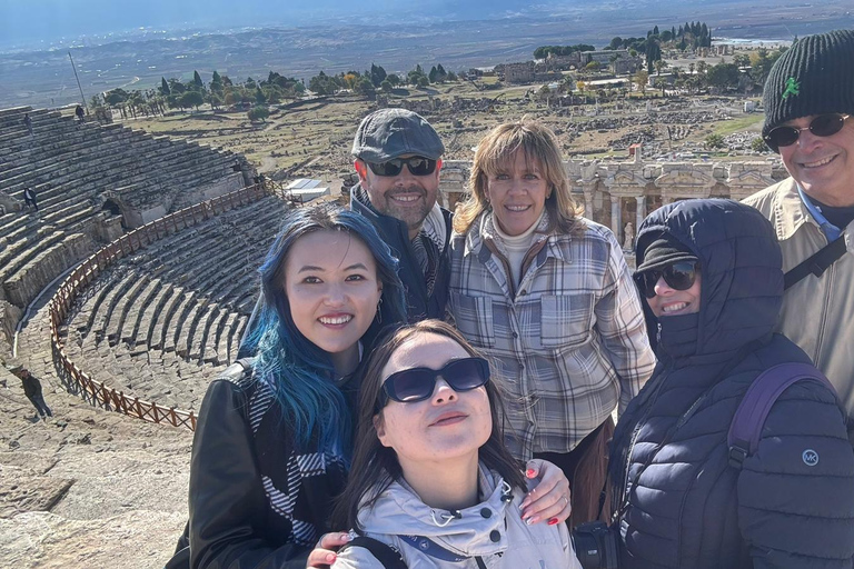 Kusadasi: Pamukkale & Hierapolis Tour with Lunch