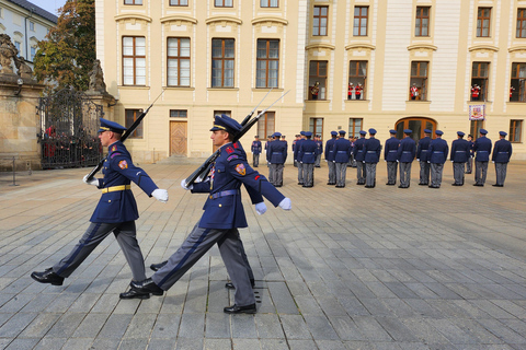 Prague: Prague Castle Private Walking Tour