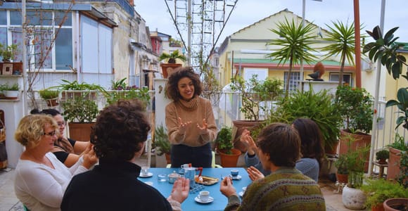 Naples: Spanish Quarters Walking Tour and Gesture Workshop