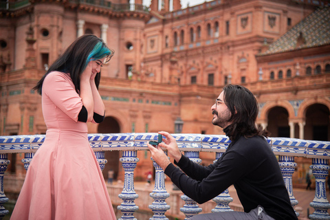 Seville: Photo session for a special moment.