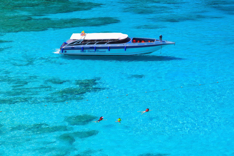 Depuis Khao Lak : Excursion d&#039;une journée aux îles Similan avec plongée en apnéeKhao Lak : Excursion d&#039;une journée aux îles Similan avec plongée en apnée le matin