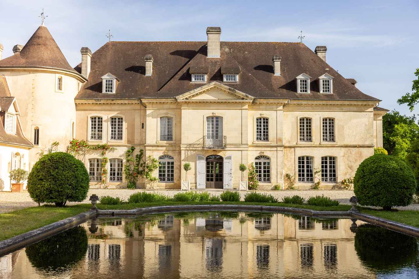 Bordeaux Full Day Wine Tour - 3 Wineries & Picnic Lunch