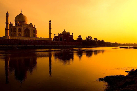 Mohabbat-E-Taj, Agra Tour with Govt. Approved Guide