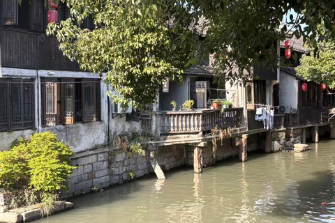 Shanghai: Fengjing Water Town Day Trip with Boat ride&Lunch