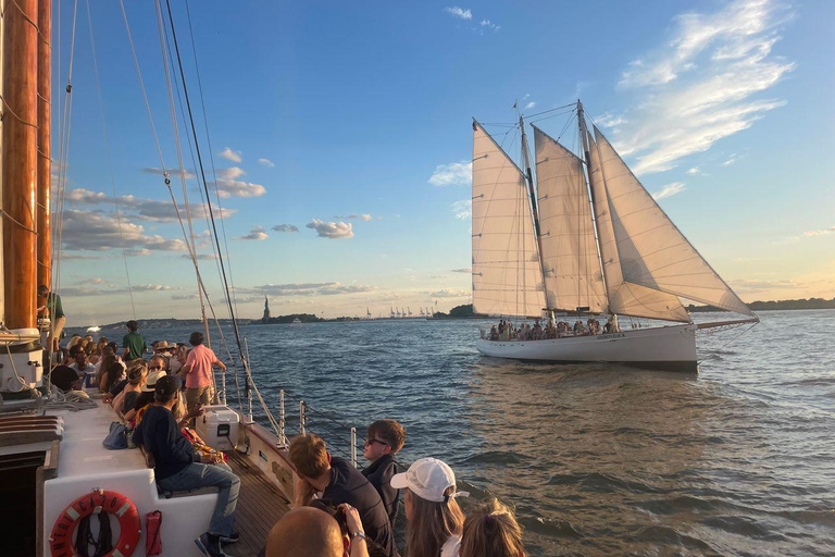 NYC: Statue of Liberty Cruise aboard a Classic Sailboat Peak Option