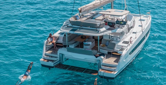 Crucero en catamarán de lujo por la costa del Algarve