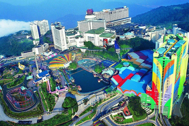 Excursión privada a Genting Highlands con góndola y parque cubiertoExcursión privada a Genting Highlands con góndola y parque interior