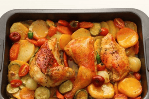 Wadi Rum: Almoço ou Jantar ao Estilo Beduíno com Serviço de BuscaAlmoço beduíno local com chá, café, bebidas geladas e serviço de busca