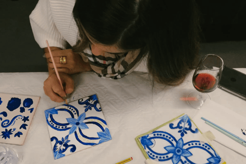 Porto : Atelier de peinture sur carreaux avec un verre de Porto