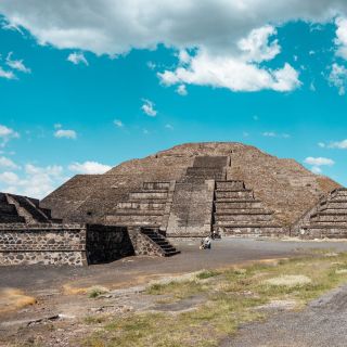 Meksyk: Teotihuacan i Tlatelolco Day Trip przez Van