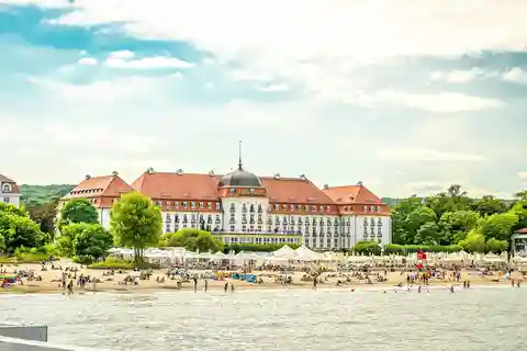 Sopot: Walking Tour with English-Speaking Guide