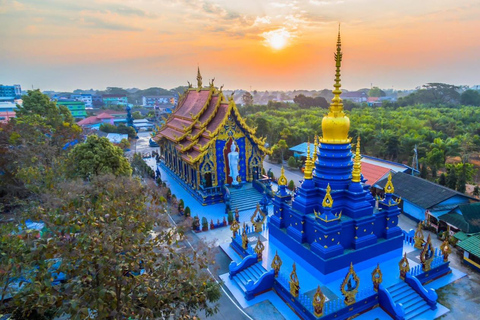 Chiang Rai: Explore 3 Highlight Temples (White, Blue, Red) Meeting Point: Wat Phra Singh (Hotels Outside Pickup Area)