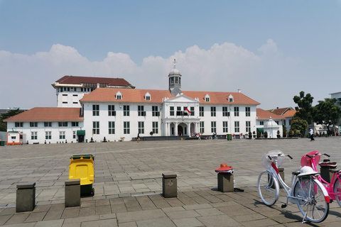 Jakarta Old Town Tour mit Batik Workshop