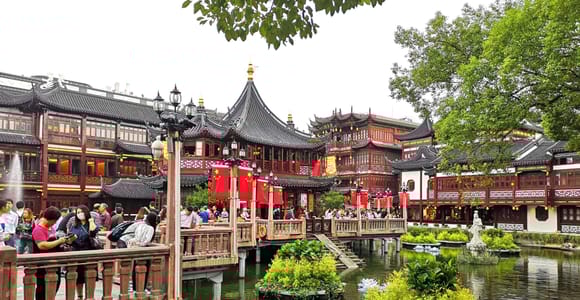 Shanghai: Yu-Garten und Stadtgott-Tempel zu Fuß erkunden