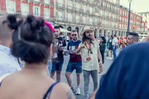 Madrid: Från kungahus till revolution – vandringstur