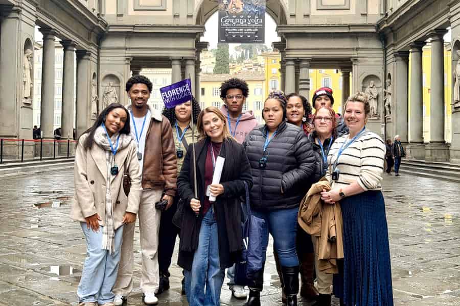 Uffizien: Kleingruppentour + optionaler Zugang zum Vasarikorridor. Foto: GetYourGuide Uffizien: Kleingruppentour + optionaler Zugang zum Vasarikorridor. Foto: GetYourGuide